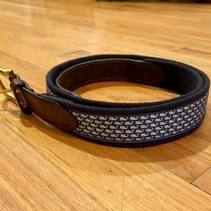 Vineyard Vines Men 38 Signature Blue Whale Logo Belt